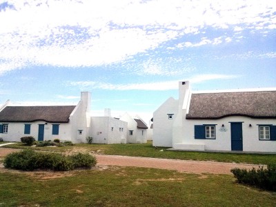 struisbaai holliday houses